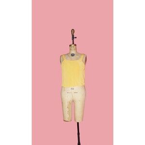 1980s-1990s SILX Textured CRINKLE Flowy BOXY Sleeveless Tan Silk Blouse. XS-S